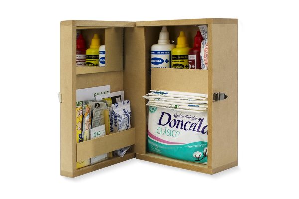 Botiquín 252. Línea económica de madera