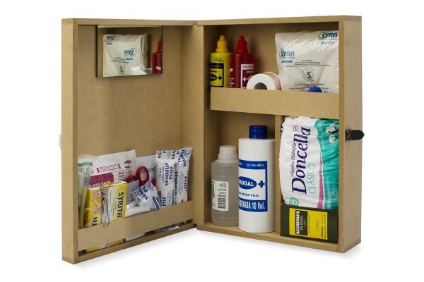 Botiquín 252. Línea económica de madera